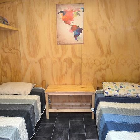 Isla Yu Backpacker Hostel Πουέρτο Νατάλες Εξωτερικό φωτογραφία