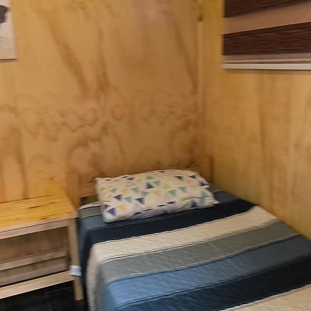 Isla Yu Backpacker Hostel Πουέρτο Νατάλες Εξωτερικό φωτογραφία
