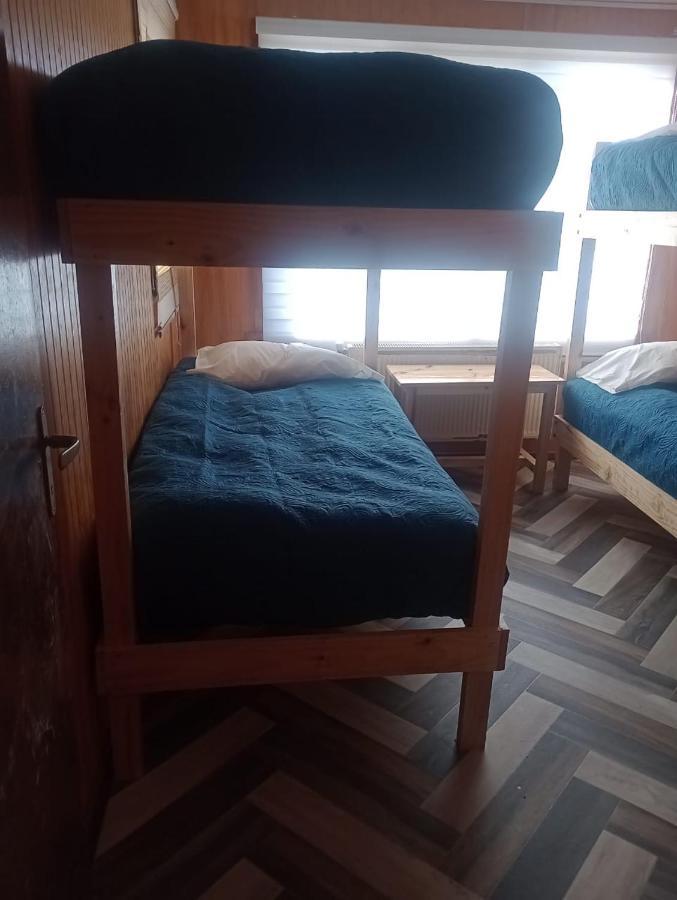 Isla Yu Backpacker Hostel Πουέρτο Νατάλες Εξωτερικό φωτογραφία